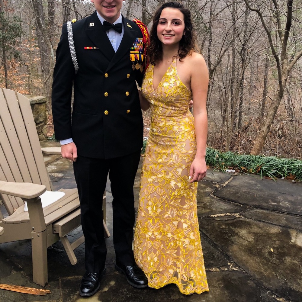 Gold Prom dress size 3